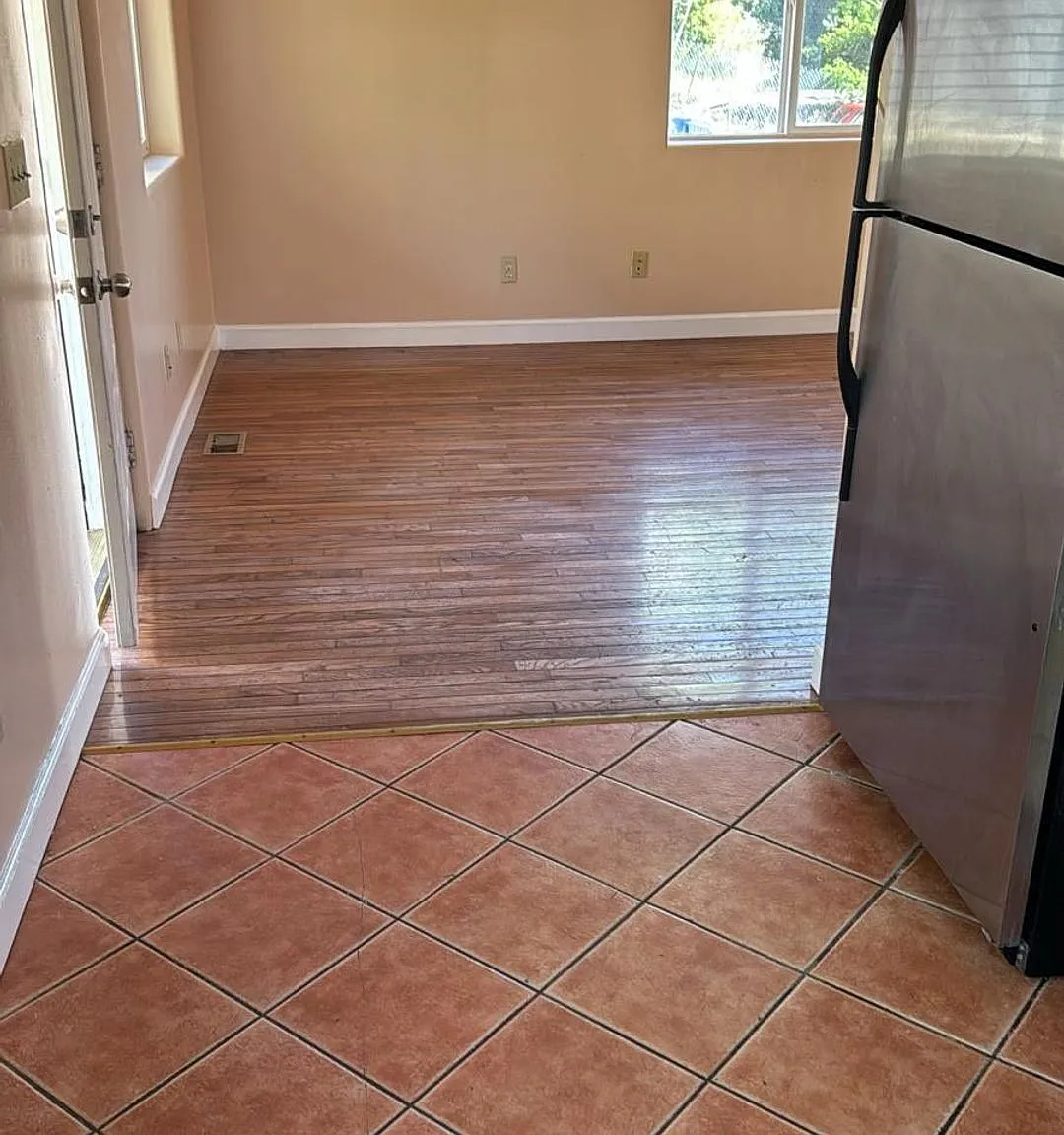8027 Ney Ave — Photo 2