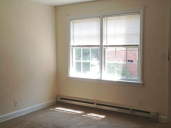 4th image of 1707 Kingston Ave APT A