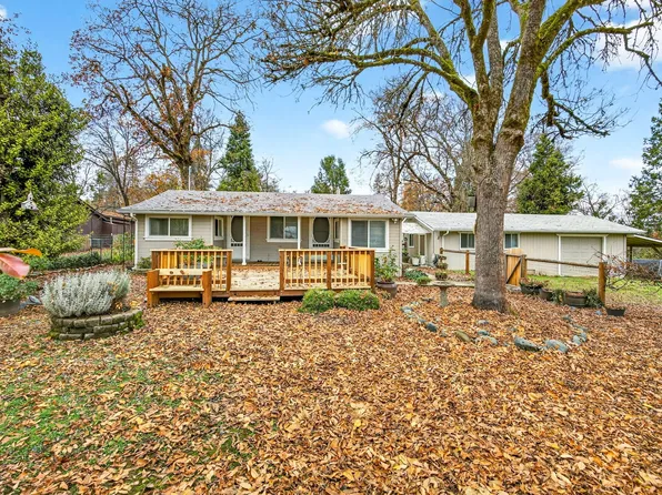 130 Acorn St, Merlin, OR 97532