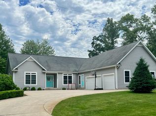 1522 Simonelli Rd, Muskegon, MI 49445