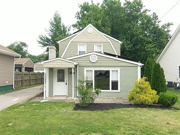 2nd image of 1032 Shoreland Dr