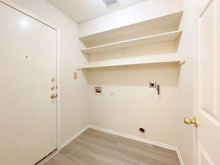 11313 Los Comancheros Rd — Photo 12