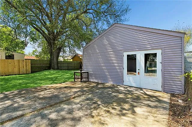 4936 Baccich St — Photo 16