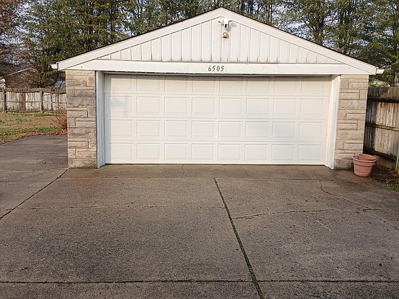 3rd image of 6505 Lower Hunters Trce