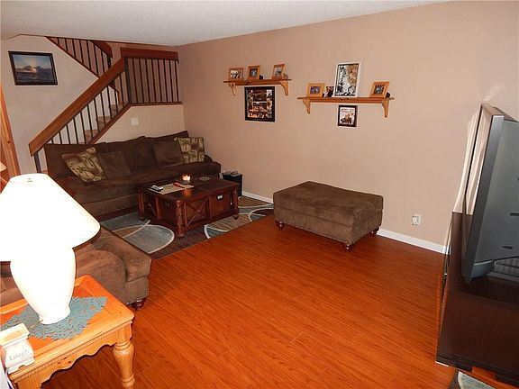 4th image of 9509 NW 38th Place #9509