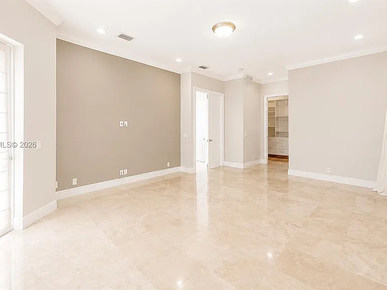5751 SW 59th Pl #1 — Photo 27