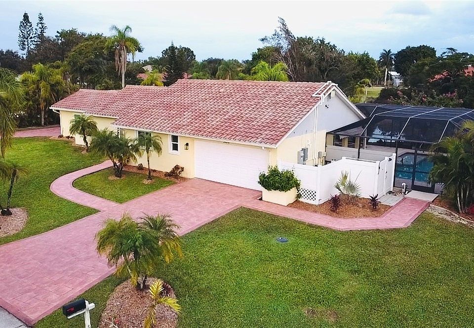1st image of 24870 Quixote Ave