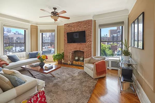 1st image of 102 W 75th St APT 70