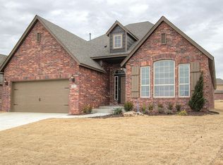 1013 W Fargo Dr, Broken Arrow, OK 74012