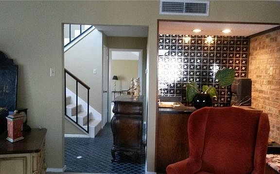 2nd image of 1711 Devon Dr