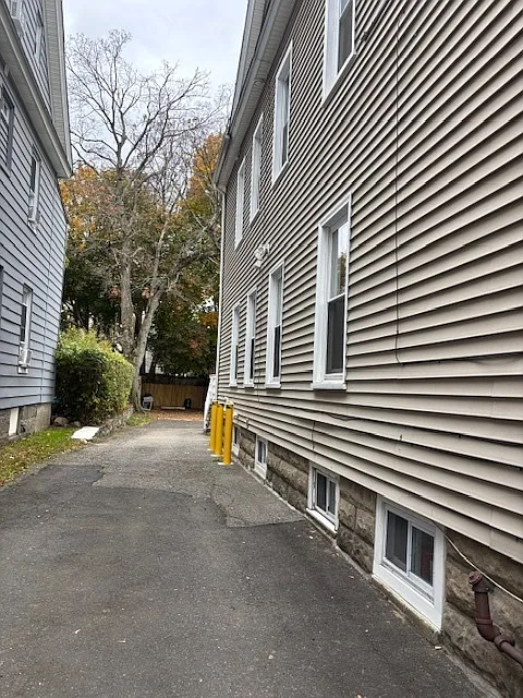 Building Photo - 759 Wood Ave #3