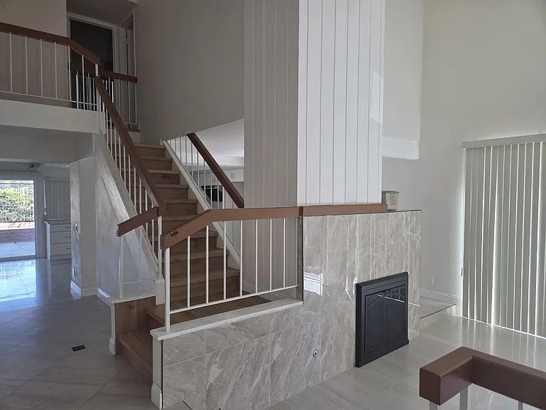 1472 Spruce Tree Dr — Photo 9