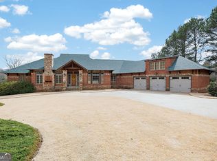 101 River Shoals Dr, Forsyth, GA 31029