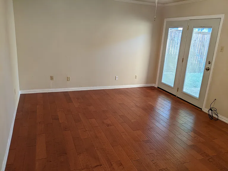 12619 Montfort Dr — Photo 9