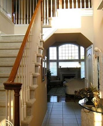 3rd image of 25620 Hillsdale Dr
