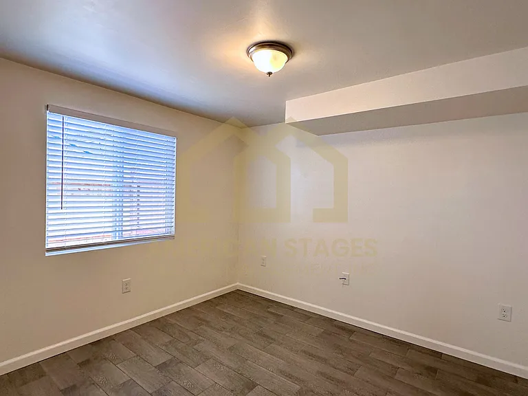 1101 W Oak Ave #B — Photo 10