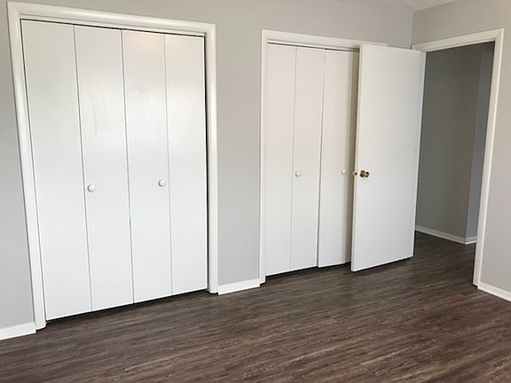 5th image of 710 Arcadia Dr APT 4