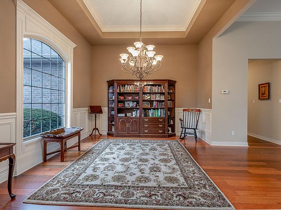 5th image of 5501 Thornbrook Pkwy