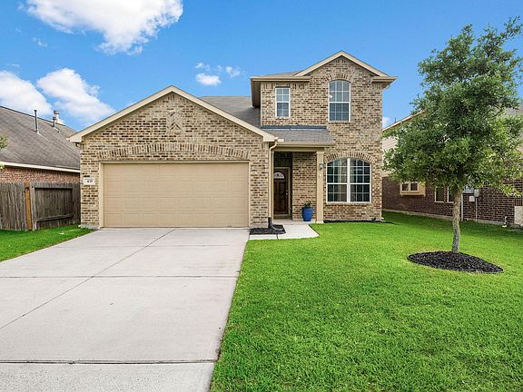 3rd image of 435 Woodhaven Forest Dr
