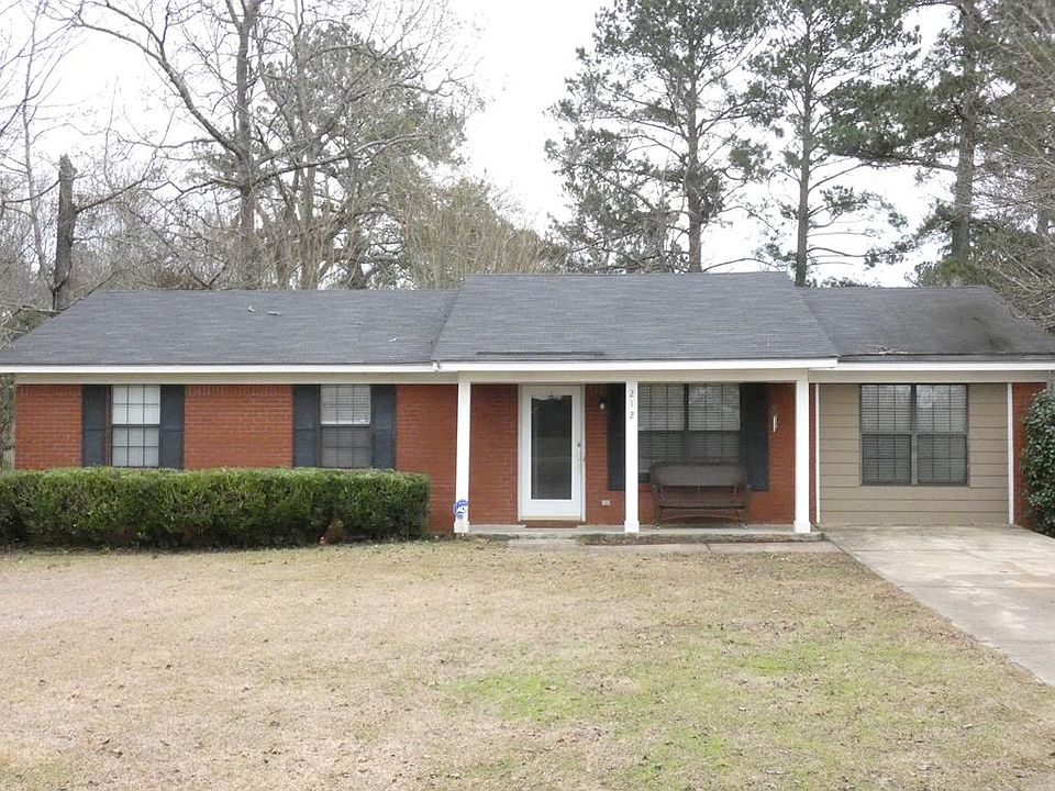 1st image of 212 Leslie Hwy