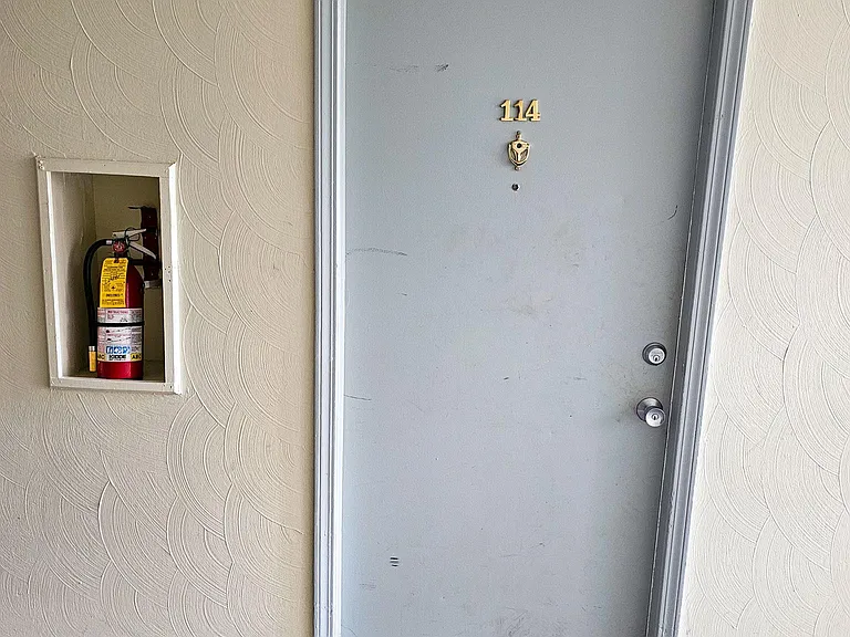 114 Capitol Hill Dr #1 — Photo 6