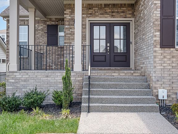 3rd image of 5509 Dana Ln