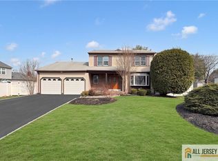 25 Stanley Ave, Dayton, NJ 08810