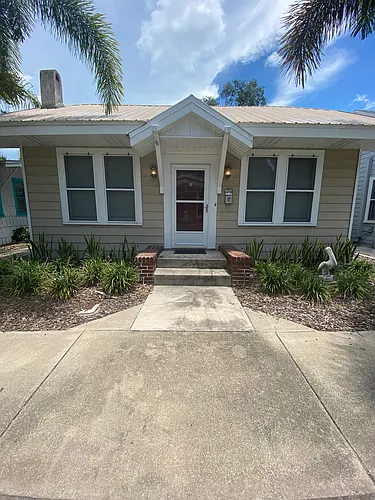 714 S Bungalow Ter Photo 1