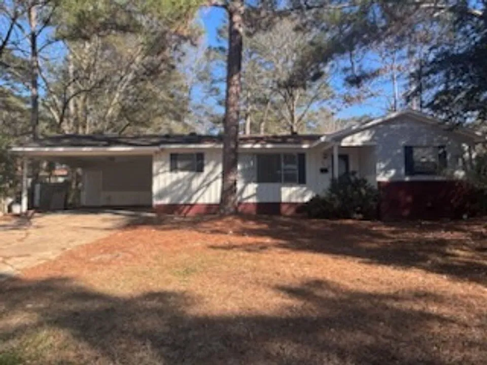 1934 Catalina Dr