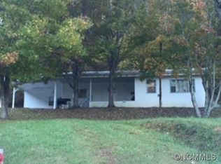 600 Pigeon Creek Rd, Bryson City, NC 28713