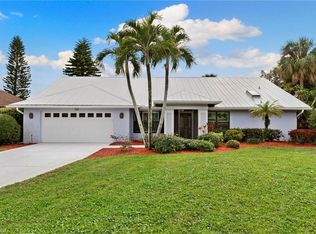107 Cedar Crest Ct, Naples, FL 34113