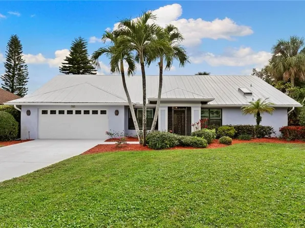 107 Cedar Crest CT, NAPLES, FL 34113
