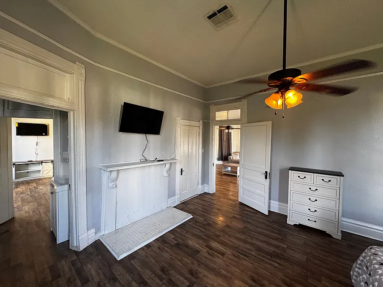 802 Main St — Photo 20