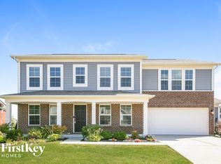 6425 Woodland Ln, McCordsville, IN 46055