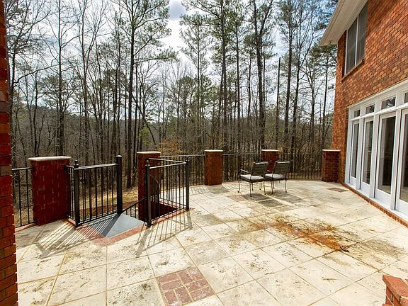 5th image of 11311 Woodbank Dr