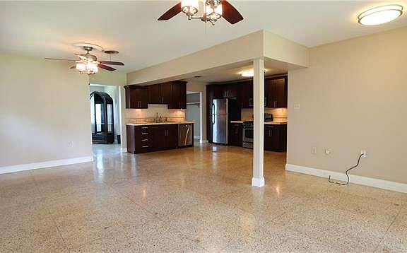 2nd image of 6568 Pontchartrain Blvd