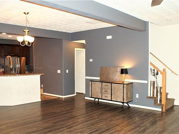 2nd image of 2241 Humphreys Dr #264