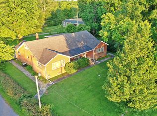 196 N Bank St, Oneida, TN 37841