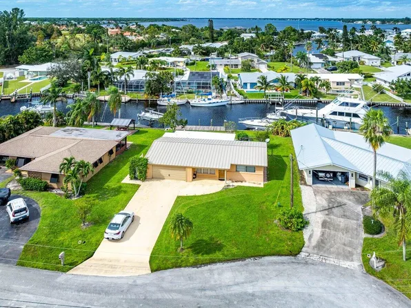1709 SW Coxswain Place, Palm City, FL 34990