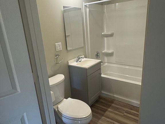 5th image of 1049 S 28th St #1055
