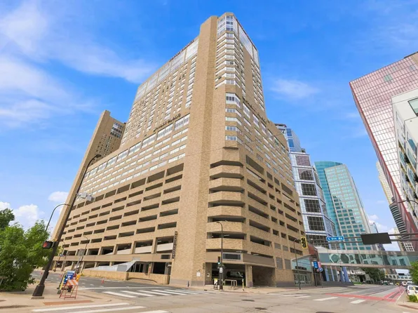 431 S 7th St APT 2704, Minneapolis, MN 55415