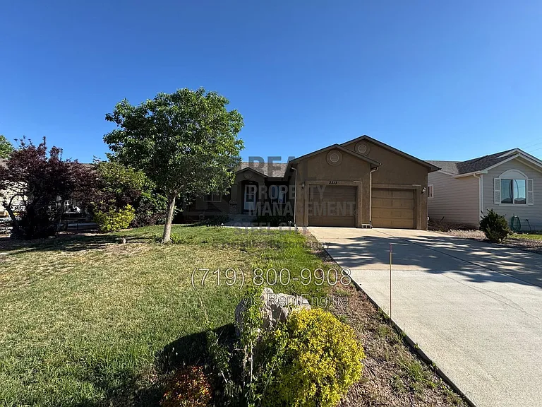 2313 Longhorn Dr — Photo 2
