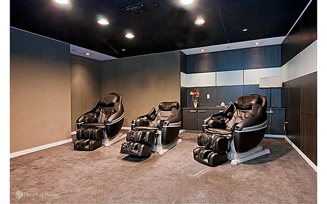 Sold by Douglas Elliman | media 22