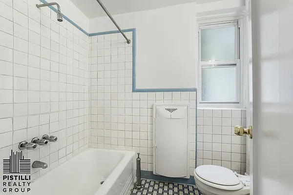 Rented by Pistilli Realty Group | media 23