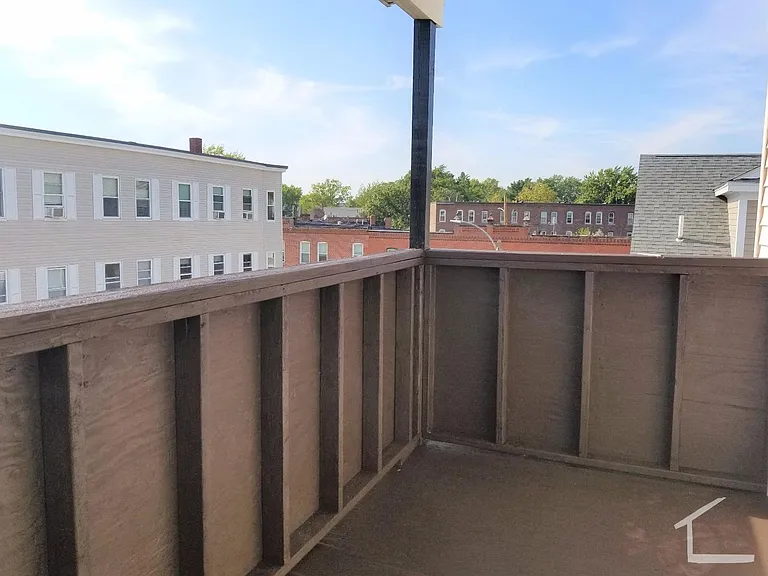 22 Weitz St #A1 — Photo 3
