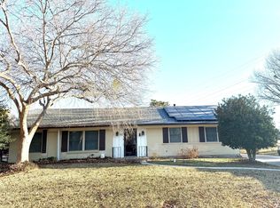 1401 Greenbrier Dr, Sherman, TX 75092