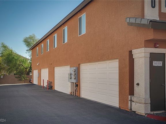 3rd image of 7390 Blair Barry Ct