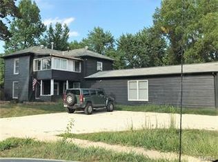 602 N Cedar St, Rolla, MO 65401