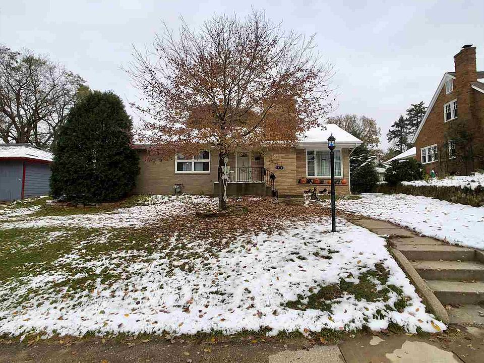 1st image of 1612 Oakes Ave