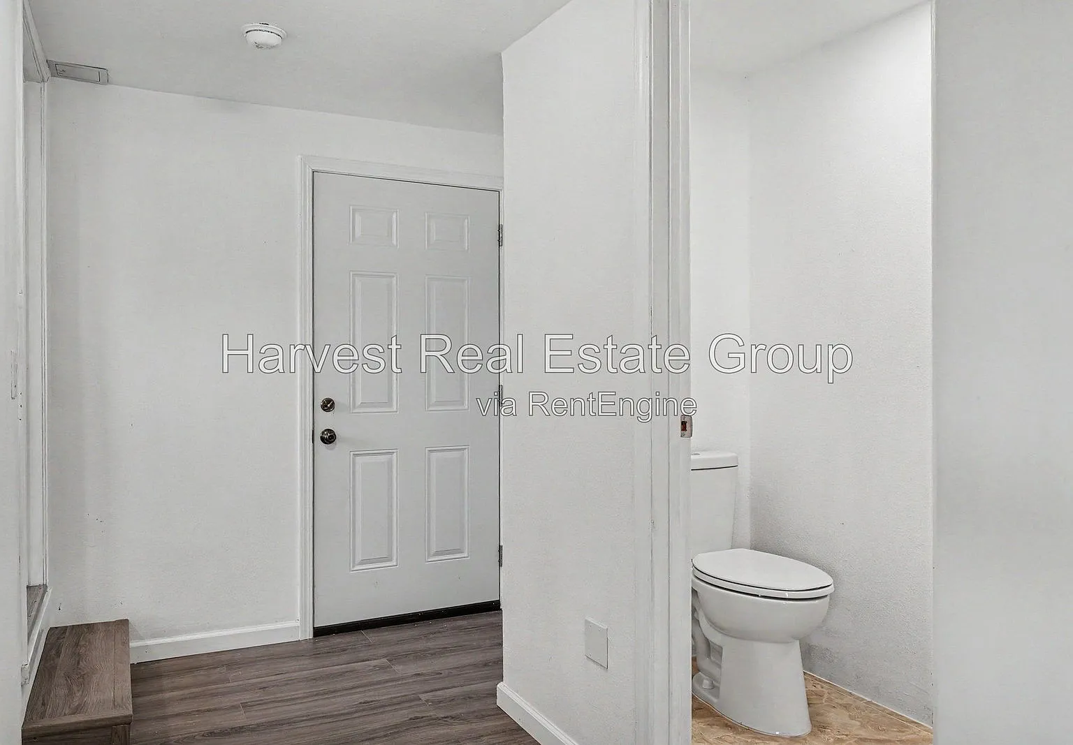 2 bed, 1.0 bath, 685 sqft, $2,100 — Photo 4